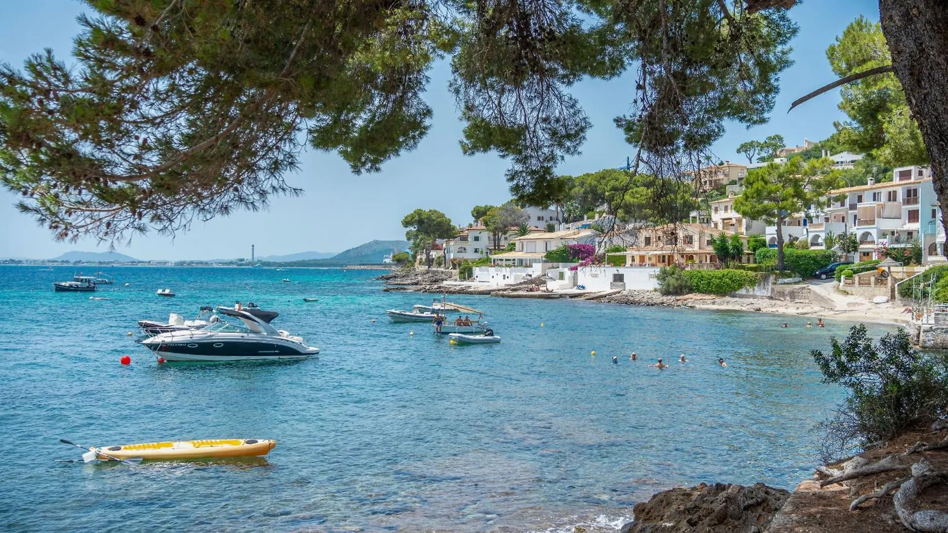 Villa Maria Alcanada By Mallorca Villa Selection الكوذيا بيت للعطل